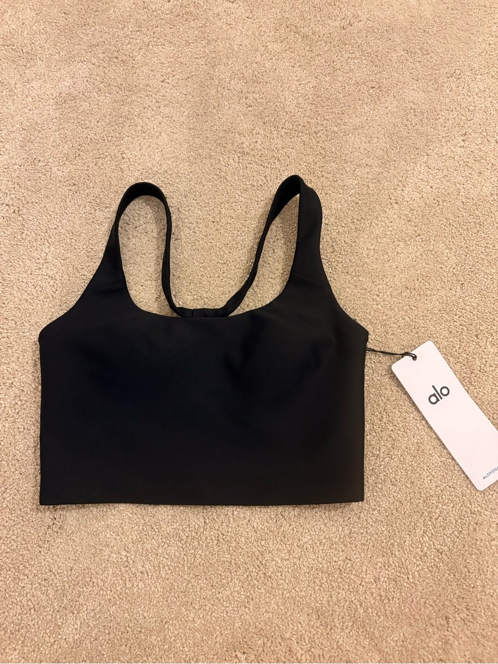 ALO Yoga Women’s Black Airlift Sleek Bra Tank. New with tags